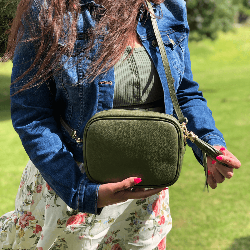 Cross body bag top extra long strap