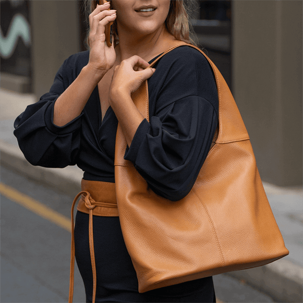 Anna Leather Shoulder Bag